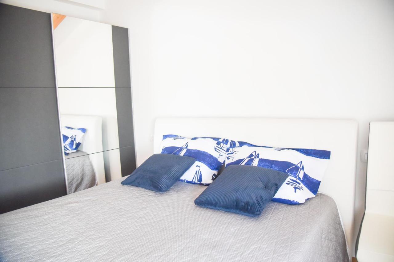 Holiday Home - Istrian Dream With Swimming Pool Перой Екстериор снимка